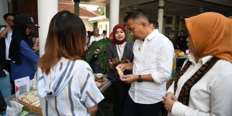 Bey Machmudin Terus Dorong Peningkatan Volume Ekspor Kopi dan Kakao Jawa Barat