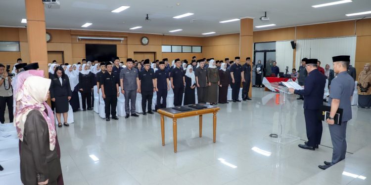 119 Pejabat Struktural Dan Fungsional Pemkot Cimahi Dilantik