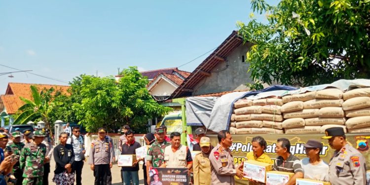 Gempa Batang M 4,6: Senkom Mitra Polri Bantu Upaya Penyelamatan dan Pembersihan Puing