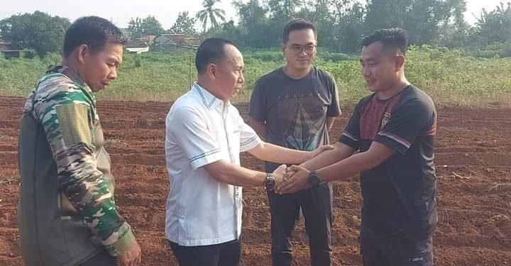 Pemkab dan Kodim Lampung Utara Berikan Kompensasi Pada Petani Singkong Kotabumi Yang Rusak