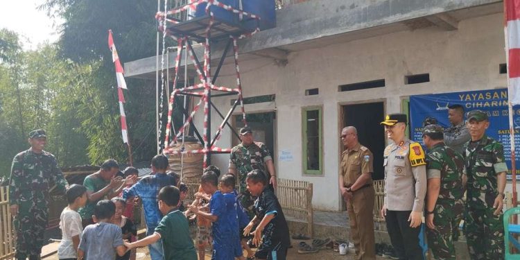 Kabupaten Garut Ikuti Peresmian 2.664 Titik Air