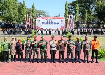 Kapolda Sulsel Pimpin Apel Gelar Pasukan Operasi Mantap Praja Pallawa 2024-2025