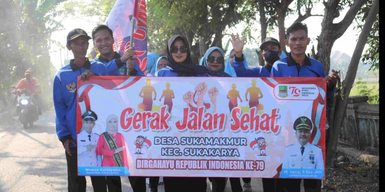 Meriahkan Hari Jadi Kabupaten Bekasi ke-74, 2000 Masyarakat Ikuti Gerak Jalan Sehat Keluarga