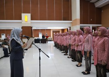 Kukuhkan Tim Padus Gita Bahana dan Korps Musik, Asda 1 Berpesan Jalankan Tugas dengan Baik