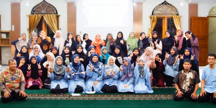 PAC LDII Telukan Gelar Seminar “Manajemen Waktu Ibu Rumah Tangga dan Wanita Karir”