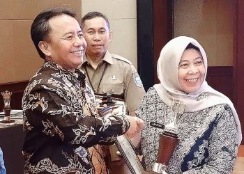 Disdukcapil Kota Cimahi Raih Dua Penghargaan di Ajang Adminduk Prima Provinsi Jawa Barat 2024
