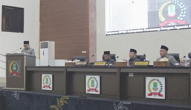 Rapat Paripurna Di Tetapkan H Endang Sodikin menjadi Ketua DPRD Kabupaten Karawang