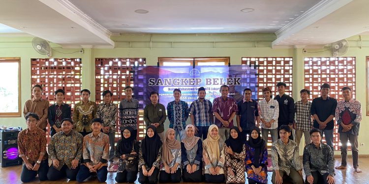 Regenerasi Kepemimpinan Menuju Transformasi Organisasi Yang Rogresif: IMSAK Gelar Sangkep Belek 2024