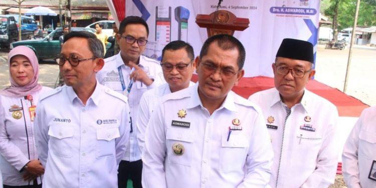 Pj. Bupati Lampung Utara Hadiri High Level Meeting dan Peluncuran E-Retribusi Pasar