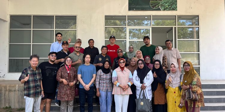 Mantan Gubernur dan Bupati Bantaen Nurdin Abdullah,lnvestor Mulai Melirik Dan Bakal Miliki Kolam Udang Raksasa Di Bantaeng