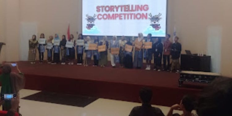Kado di Moment Hari Sumpah Pemuda, Dewi Rahmadani Siswi MAN Lombok Barat Raih Juara 1 Competition Storry Telling 2024 Tingkat Nasional di UNRAM