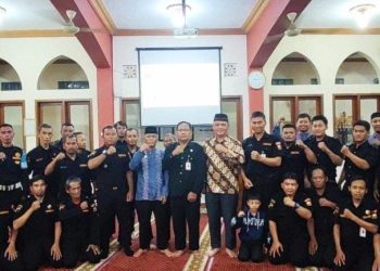 Puluhan Anggota Senkom Mitra Polri Pasar Kliwon Dapat Pemantapan Peraturan Organisasi