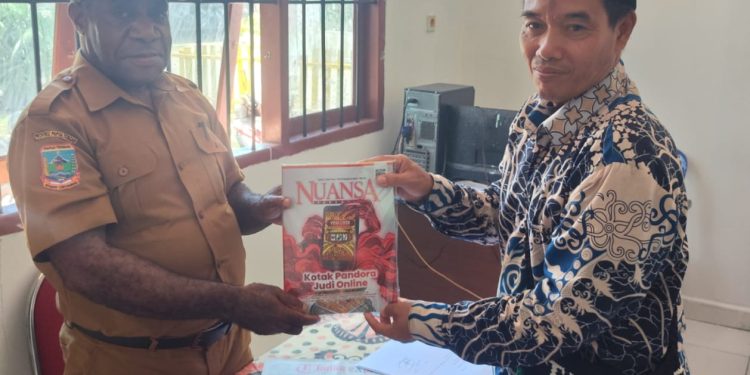 PC LDII Mimika Baru Distribusikan Majalah Nuansa Persada untuk Perkuat Persaudaraan