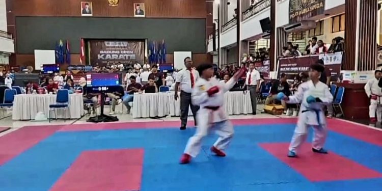 Gazi Alkaesa Siswa MAN Lobar Raih Prestasi Karate Juara 1 di Event Festival Cadet 57 Kg Internasional di Denpasar