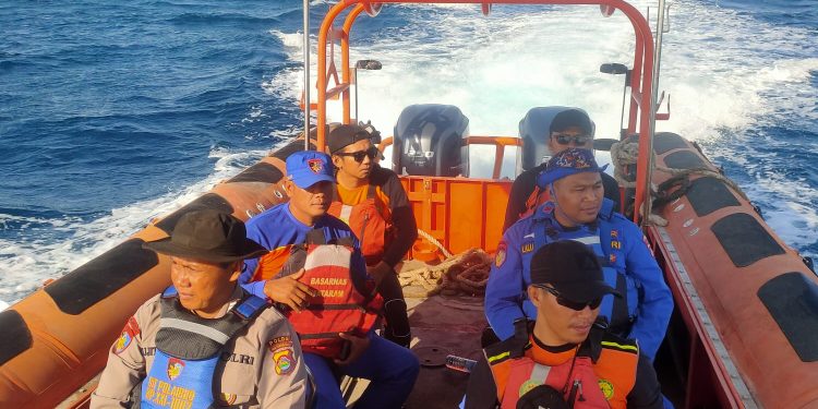 Operasi SAR Berhasil, Seluruh Awak Kapal Rizal Indah 2 Selamat