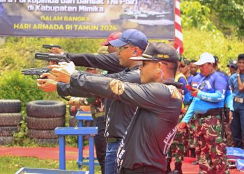 Ketua Senkom Mitra Polri Mimika Fadly Go’o Ikuti Menembak Eksekutif