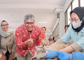 Dinas Pangan dan Pertanian Kota Cimahi Gelar Vaksiansi Gratis Hewan Peliharaan, Dalam Rangak Peringatan Hari Rabies Sedunia,