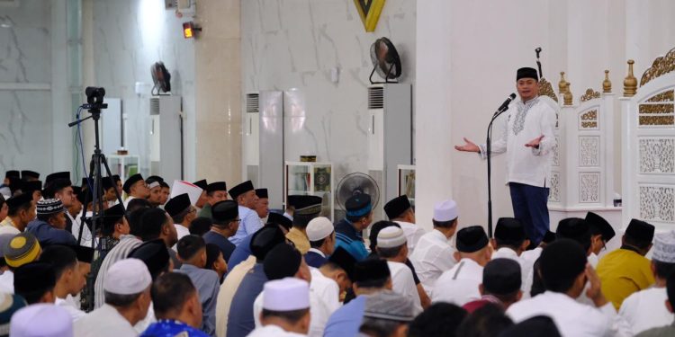 Menyambut Hari Jadi Gowa Ke-704,Ustadz Das’ad Latif Hadir di Dzikir dan Doa Bersama dengan Pemkab Serta Masyarakat Gowa
