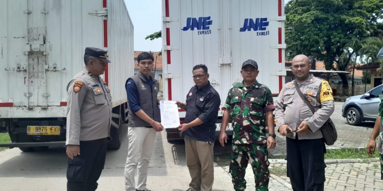 PPK Kecamatan Kedungwaringin Menggelar Rapat Pleno Rekapitulasi Hasil Suara Pilkada Bupati Bekasi Dan Gubernur Jabar