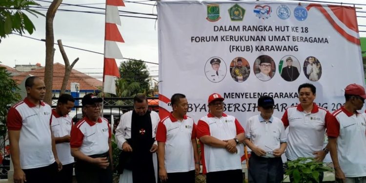 FKUB Rayakan HUT ke-18 Menggelar Gerak Jalan Dan Penanaman Pohon