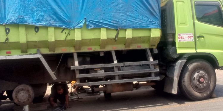 Biang Macet, Truk Mogok Angkutan Batubara Kembali Bikin Masyarakat Tanjung resah