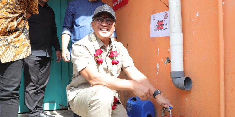 Tingkatkan Taraf Kesehatan Warga, Pemkot Cimahi Bangun Ratusan Sambungan Rumah Air Bersih