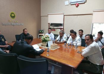 Aksi damai forom kepala desa kab muara Enim bela kepala desa karya nyata mencari ke Adilan