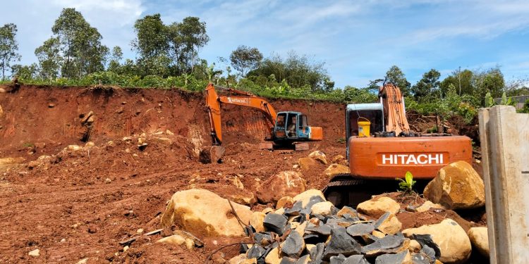 Polsek Parung panjang sidak pengelola Galian Tanah Ilegal di Desa Dago Kac.Parung Panjang Bogor