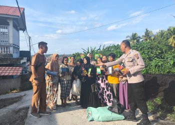 Giat Bhabinkamtibmas Desa Tegal Rejo: Dukungan Ketahanan Pangan melalui Program P2B