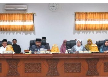 DPRD Bantaeng Mengumumkan Pasangan M.Fathul Fauzi dan H.Sahabuddin Sebagai Bupati Bantaeng