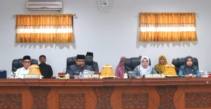 DPRD Bantaeng Mengumumkan Pasangan M.Fathul Fauzi dan H.Sahabuddin Sebagai Bupati Bantaeng