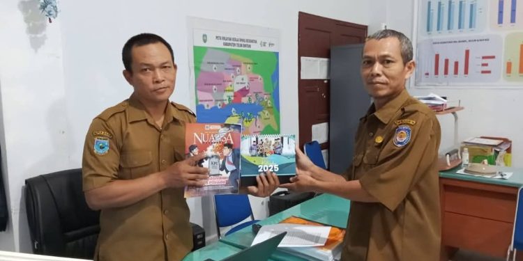 Awali 2025, LDII Bintuni Tebar Kalender LDII 2025 dan Majalah Nuansa