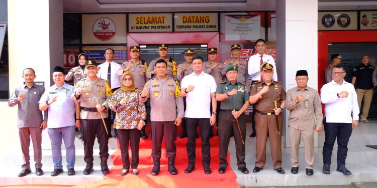 Kapolda Sulsel Berkunjung ke Gowa,Bupati Adnan Apresiasi Peresmian ETLE dan Ruang Tahanan Polres Gowa