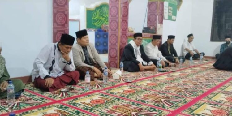Bersama Pemdes Jagabita, Camat Parung Panjang Gelar Safari Ramadan