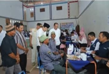 Mening Deh di Desa Tumpuk, Mas Wabup Syah Apresiasi Pemdes Membantu Memastikan Masyarakat Dapatkan Akses Pelayanan Publik