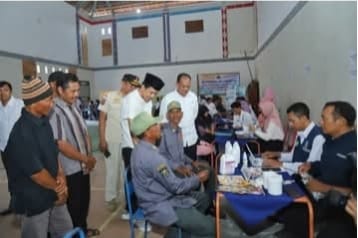 Mening Deh di Desa Tumpuk, Mas Wabup Syah Apresiasi Pemdes Membantu Memastikan Masyarakat Dapatkan Akses Pelayanan Publik
