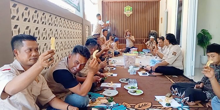HALAL BI HALAL KELUARGA BESAR FORWATU BANTEN ANGKAT ISSUE PENGANAN KHAS BANTEN