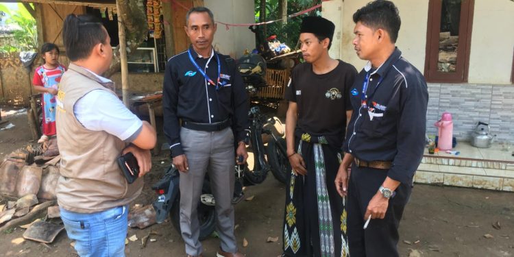 Usdi Terima Bantuan untuk Pembangunan Rumah Dari PT RajegNet, Forwatu Banten Kawal Pendistribusian Material