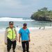 Kolaborasi Polsek Bantur Bersama Pengamanan Pantai Di Pantai Selok