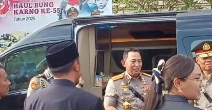 KAPOLRI SEBUT PENYELIDIK DALAMI DOKUMEN KASUS IJAZAH JOKOWI