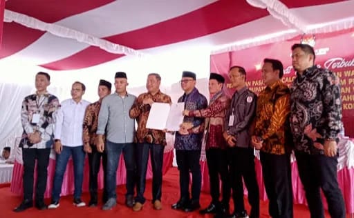 Joncik-Arifa’i Ditetapkan Sebagai Bupati dan Wakil Bupati Terpilih Empat Lawang 2025–2030, Oleh KPU Empat Lawang