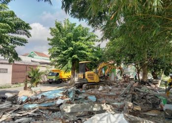 Di Mulainya Pembongkaran Bangunan Bekas PKL Wisma Tengger Segera di Bangun Bozem