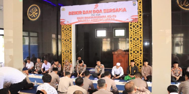 Sambut Hari Bhayangkara ke-79, Polres Lampung Utara Gelar Zikir dan Doa Bersama