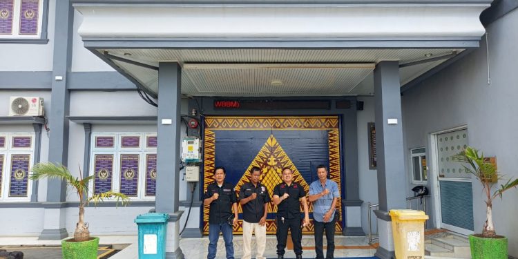 Insan Pers Jalin Silaturahmi dengan Kepala Keamanan Lapas Mura Enim