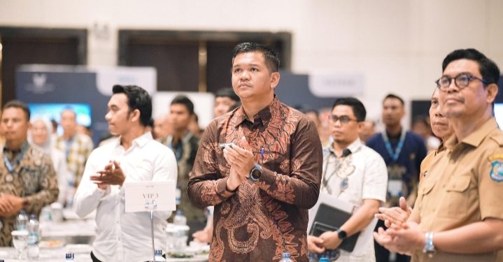 Bersama Menteri Komunikasi, Bupati Bantaeng Uji Nurdin Hadiri HIPMI Sulsel X MVT Connet 2025
