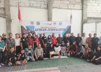 Pelatihan Jurnalistik DPC PWDPI Sidoarjo di Ponpes Pejaga Al-Qur’an Al-Magribi Mojokerto