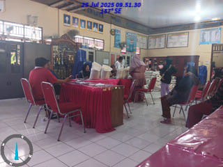 Pembagian Beras Ketahanan Pangan di Desa Pinang Belarik