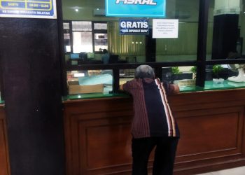 Birokrasi Berbelit, Salah Satu Wartawan Keluhkan Proses Pengurusan Kehilangan dan Perpanjangan STNK di Samsat Ketintang