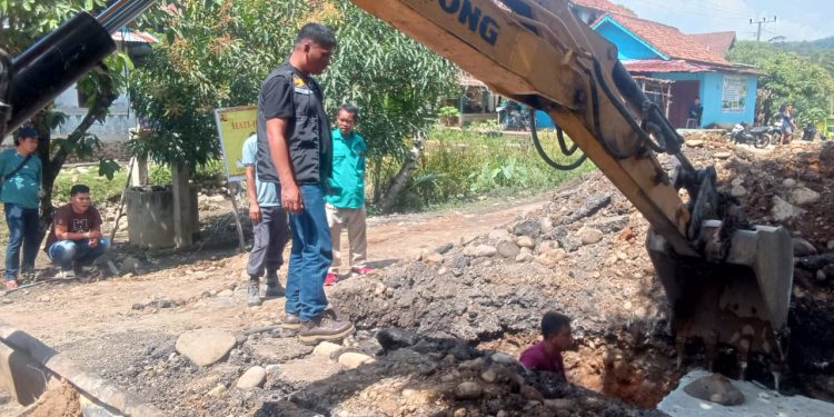 Hafri Yansah, S.E. – Staf Dinas PUPR Provinsi Sumsel yang Selalu Gerak Cepat Tanggapi Kendala Jalan