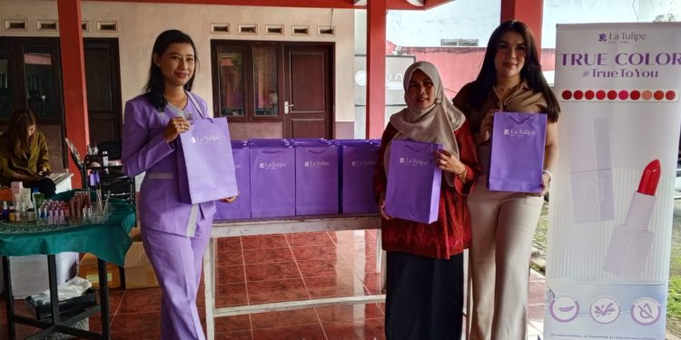 Pelatihan Tata Rias Desa Druju Oleh Dinda Bersama La Tulipe Cosmetic,